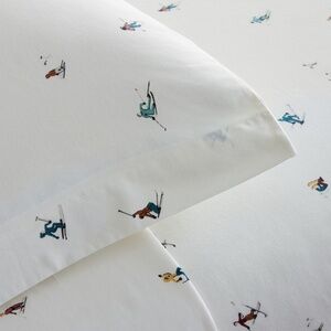 West Elm Cotton Percale Skiers Sheet Set - Queen